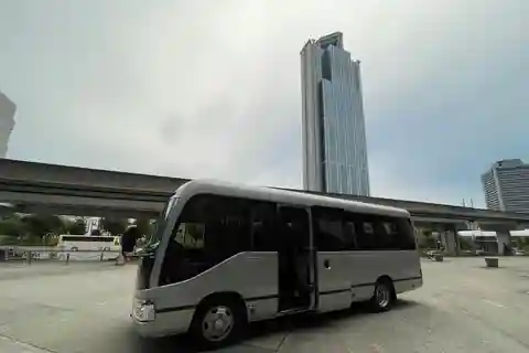 Osaka: Kansai Airport Private Transfer to Osaka City Center