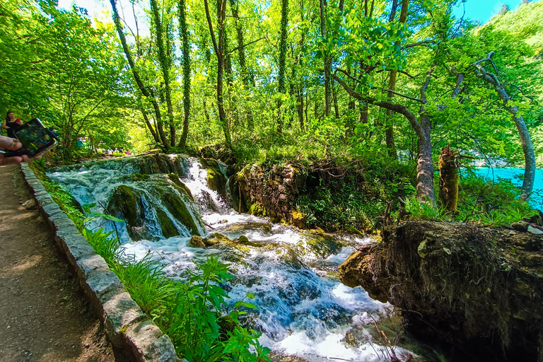 Zagreb: Plitvice Lakes & Rastoke Watermill Village Day Tour