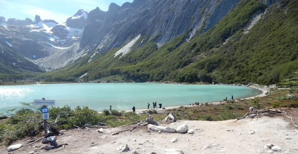 Ushuaia: Emerald Lagoon Trekking Tour