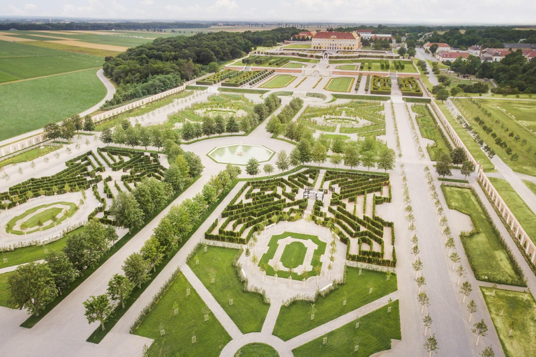 From Vienna: Melk Abbey and Schloss Hof Day Trip