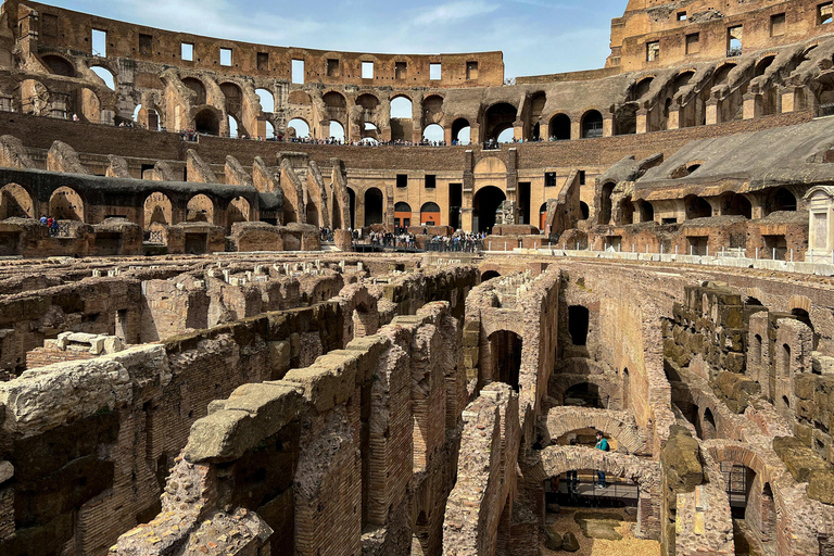 Rome: Toegang tot Colosseum Arena met Audiogids App