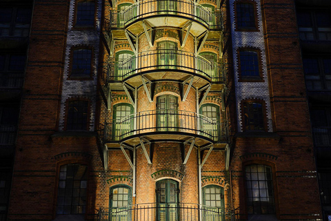 Guided tour of Hamburg's Speicherstadt - warehouse, free port & duty-free Guided tour of Hamburg's warehouse district – warehouses, free port, and duty-free zone