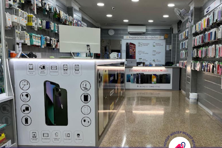 Valencia: Luggage Storage in Downtown Luggage Storage near City Hall