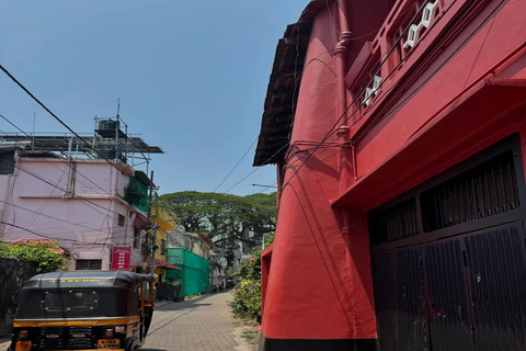 Kochi: Tuk-Tuk-Ausflug mit versteckten SchätzenKochi: Ausflug mit dem Tuk-Tuk zu versteckten Schätzen