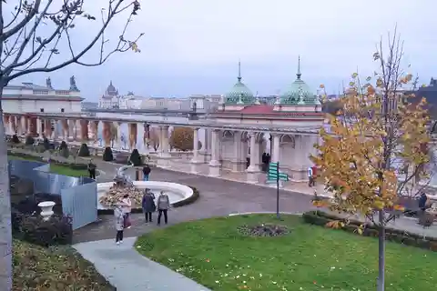 Budapest: Your Essential Tour with a local guide