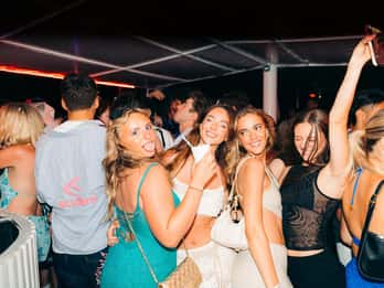 Split: Night Boat Party with Free Shots, Dj and After Party