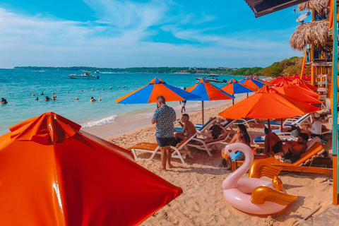 Full Day at Playa Blanca with lunch - Cartagena