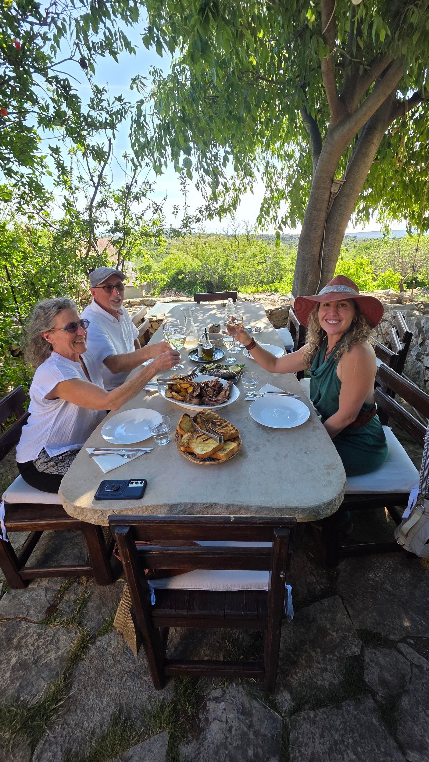 Split: Insel-Tour nach Brač mit Mittagessen, Wein und Fähre