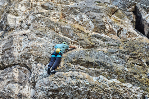 Sofia: Full-Day Rock Climbing Trip with Guide