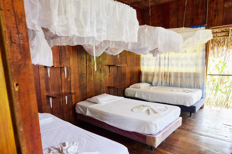 Cuyabeno: 4-Day Amazon Jungle Adventure with Lodge Stay