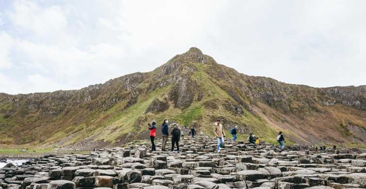 From Belfast: Giant's Causeway Full-Day Guided Trip