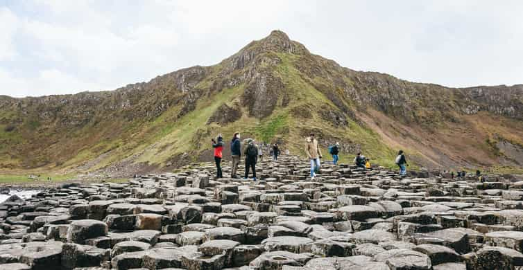 From Belfast: Giant's Causeway Full-Day Guided Trip