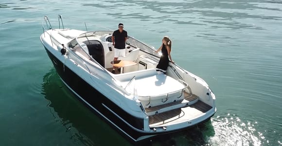 Lake Lucerne: 6-Hour Private Fondue & Sightseeing Boat Tour