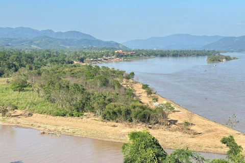 JOIN TOUR 1 day trip around Chiang Rai included lunch buffet