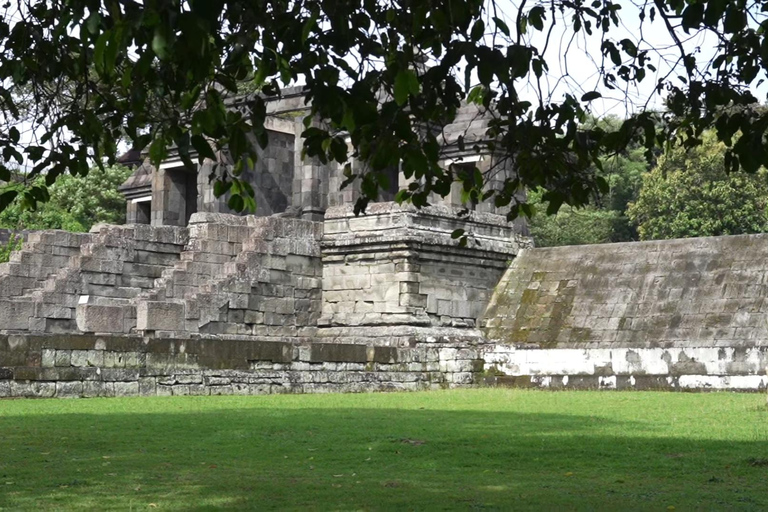 Sacred Stones & Dance: Borobudur, Ratu Boko, Ramayana