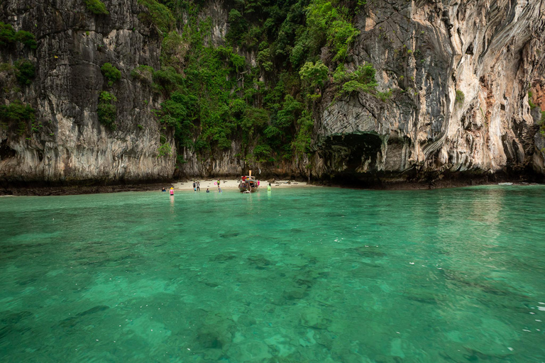 De Phi Phi: passeio de barco pelas 7 ilhas