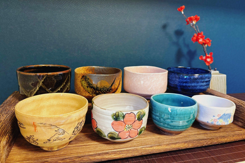 Osaka: Esperienze di cerimonia del tè e calligrafia