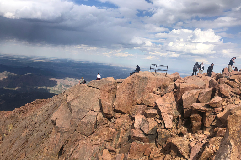 Colorado Springs: Garden of the Gods & Pikes Peak Tour