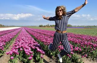 Amsterdam:Private geführte nicht touristische Tulpen- und Windmühlentour