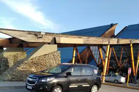 Transfer Ushuaia low cost da/per l'aeroporto
