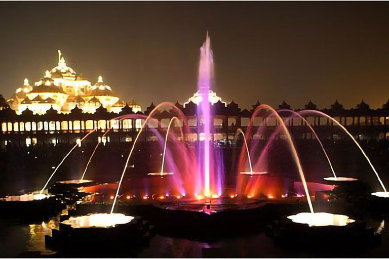 From Delhi: Akshardham Tour With Light &amp; Water ShowAkshardham Guided Tour with Light &amp; Water Show