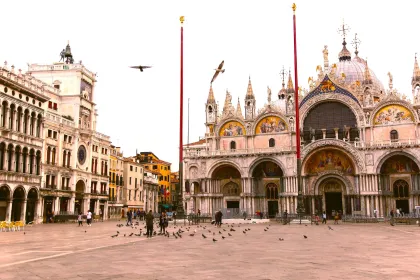Entdecke Venedig: Express-Tour durch den Markusdom