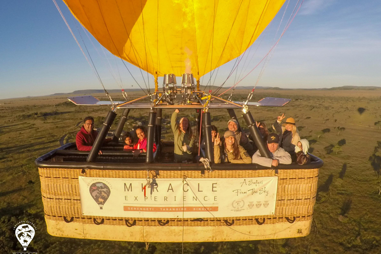 Desde Arusha: safari de 2 días por Tarangire y NgorongoroDesde Arusha: safari de 2 días a Tarangire y Ngorongoro