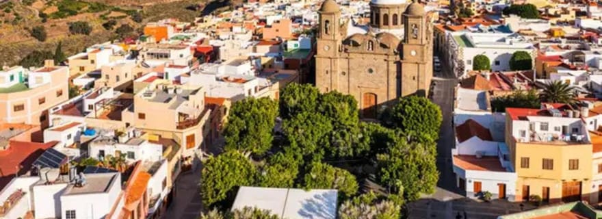 Entre l'histoire et la mer : Agüimes et Telde