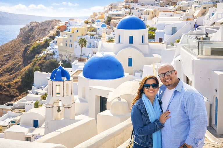 Santorini Private Customizable Land Tοur with Local Driver Santorini Private Land Tour With Local Driver
