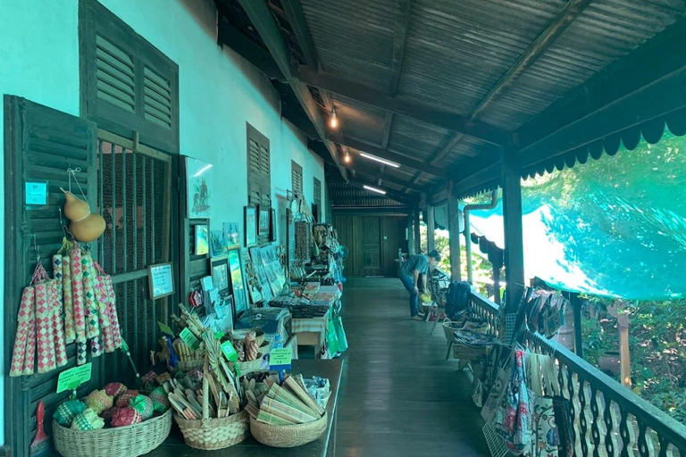 From Siem Reap to Battambang & Sunset at Bat Cave 1 day trip