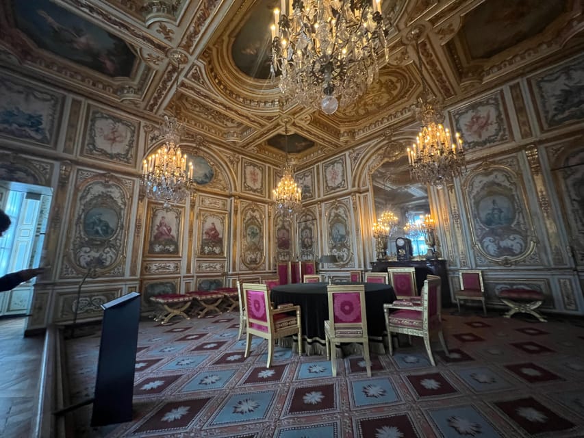 Palacio de Fontainebleau Visita guiada en grupo reducido sin hacer