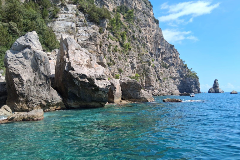 Boat Tour of the Amalfi Coast from Salerno, Amalfi, Positano Shared