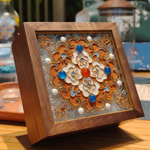 Beijing: Cloisonné Workshop with Souvenir