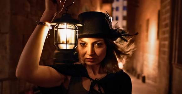 Barcelona: Night Ghost Tour, Old Town Legends & Dark History