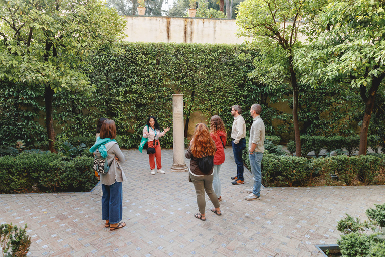 Seville: VIP Early Bird Guided Tour of The Alcazar Seville: Royal Alcazar Exclusive Early Access Guided Tour