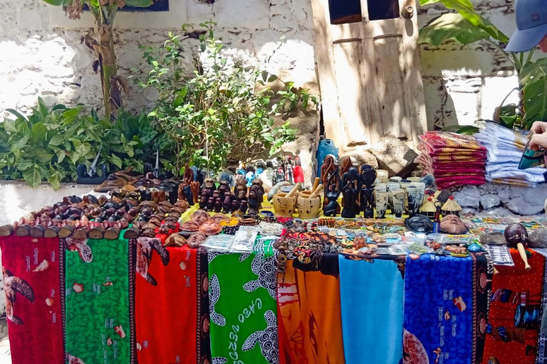 From Praia: Museum & Markets & UNESCO City Small Group