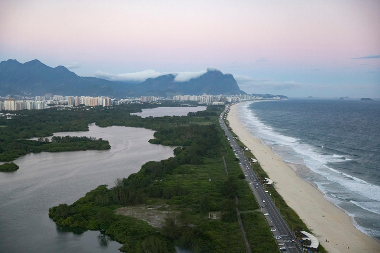 Rio de Janeiro: Half-Day Boat Tour in Marapendi Lagoon