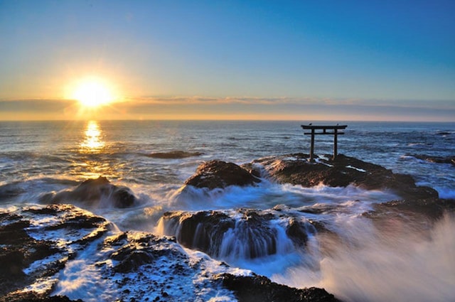 Tokyo: 2-Day Tochigi & Ibaraki Private Tour with Onsen