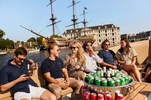 Amsterdam : Croisière sur les canaux en soirée avec option Open Bar