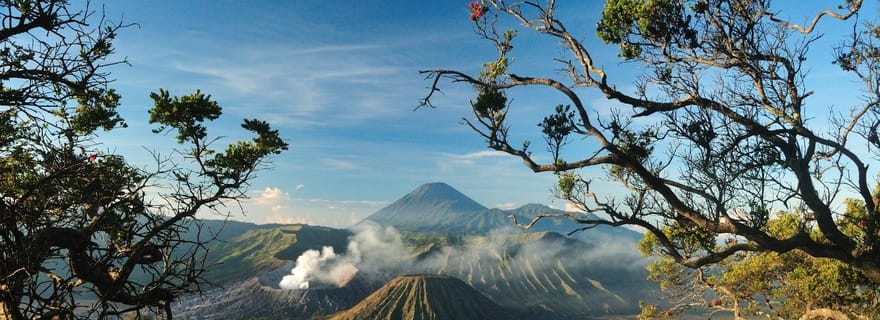 Bromo : randonnée en Jeep 4x4 au lever du soleil avec transfert privatif