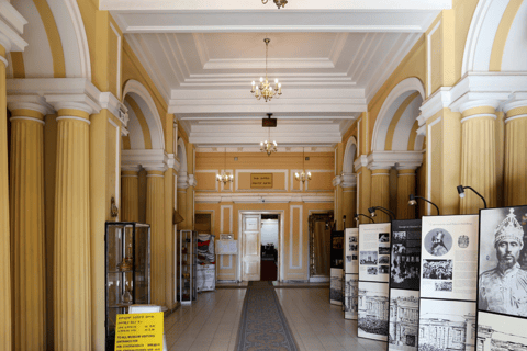 Addis Ababa Layover: Museums, Merkato, Walk & Coffee Tour