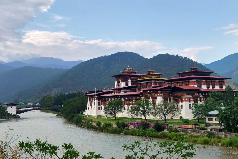 Nepal and Bhutan: 5-nights 6-Day Cultural Highlights Tour