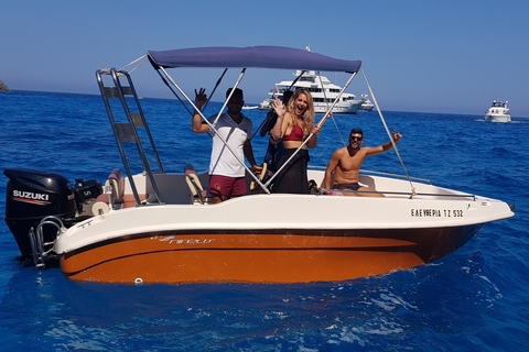 Private Speedboat Tour in Zakynthos (up to 6 people) Private Speedboat Tour to Shipwreck and Blue Caves