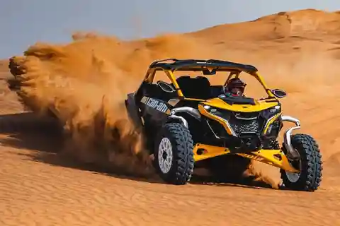 Doha: Wüsten Tour mit Quad Bike, Kamelritt & Sandboarding