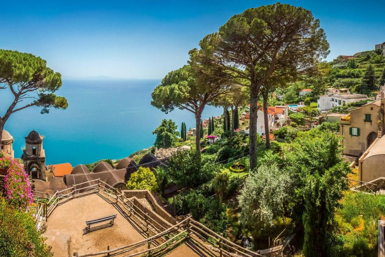 Au départ de Sorrente : Visite privée de la côte amalfitaine avec la grotte d'émeraudeVisite privée sur la côte amalfitaine