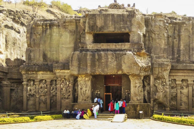 De Aurangabad: Tour particular por Hampi, Badami, Ajanta e ElloraTour com carro e motorista com ar condicionado.