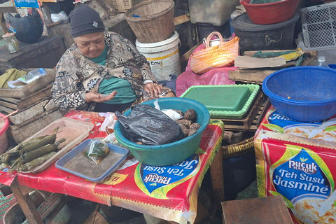 Yogyakarta: Market Tour, Prambanan & Ramayana Ballet Dance Market Tour & Prambanan Only (PRIVATE VEHICLE)