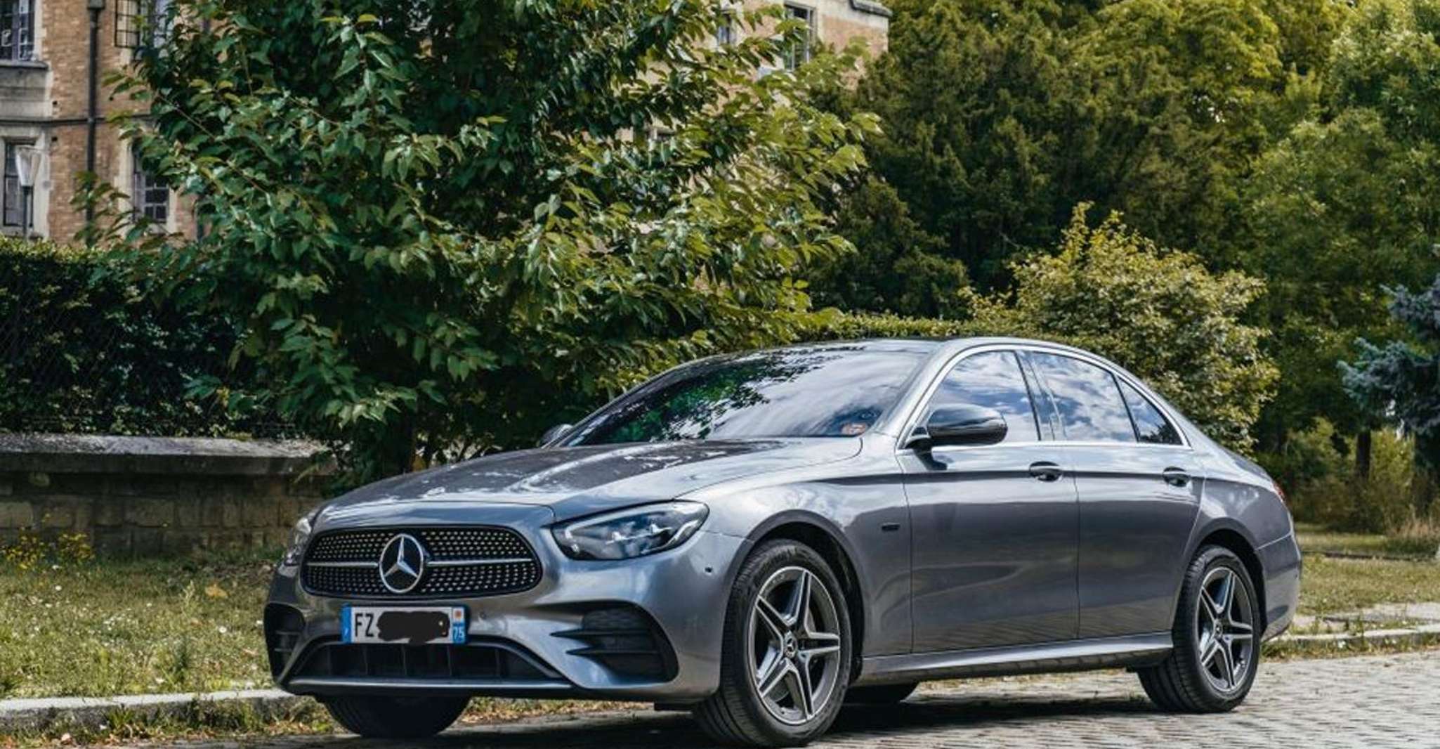 Parc Astérix: Private One-Way Transfer To/From CDG