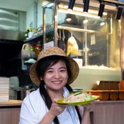 Singapore: Master Chicken Rice with a Local Hawker