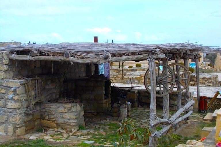 Private Half-Day Absheron Tour - Gala, Ateshgah and Yanardag